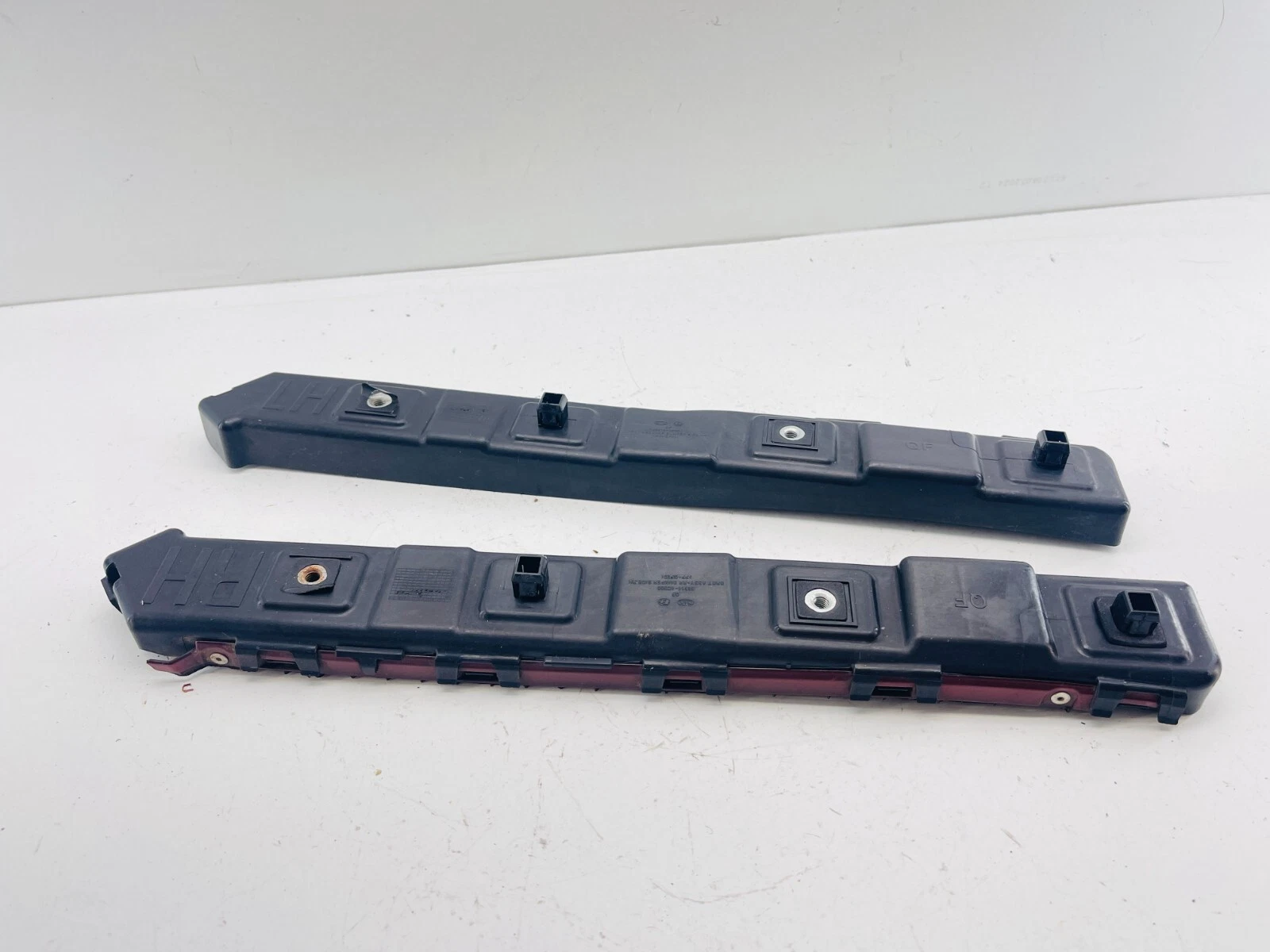  კია 2011/13 უკანა  შიტოკის  კანტი