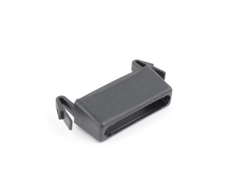 F- 30  კაპოტის ტრისისი სამაგრი