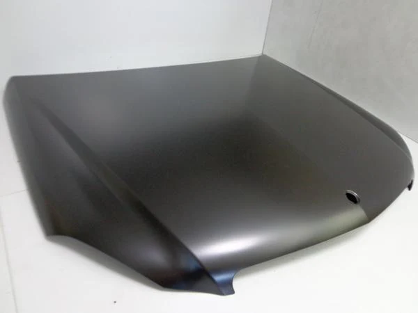 მერსედესი C-204 კაპოტი  2012 >ახალი